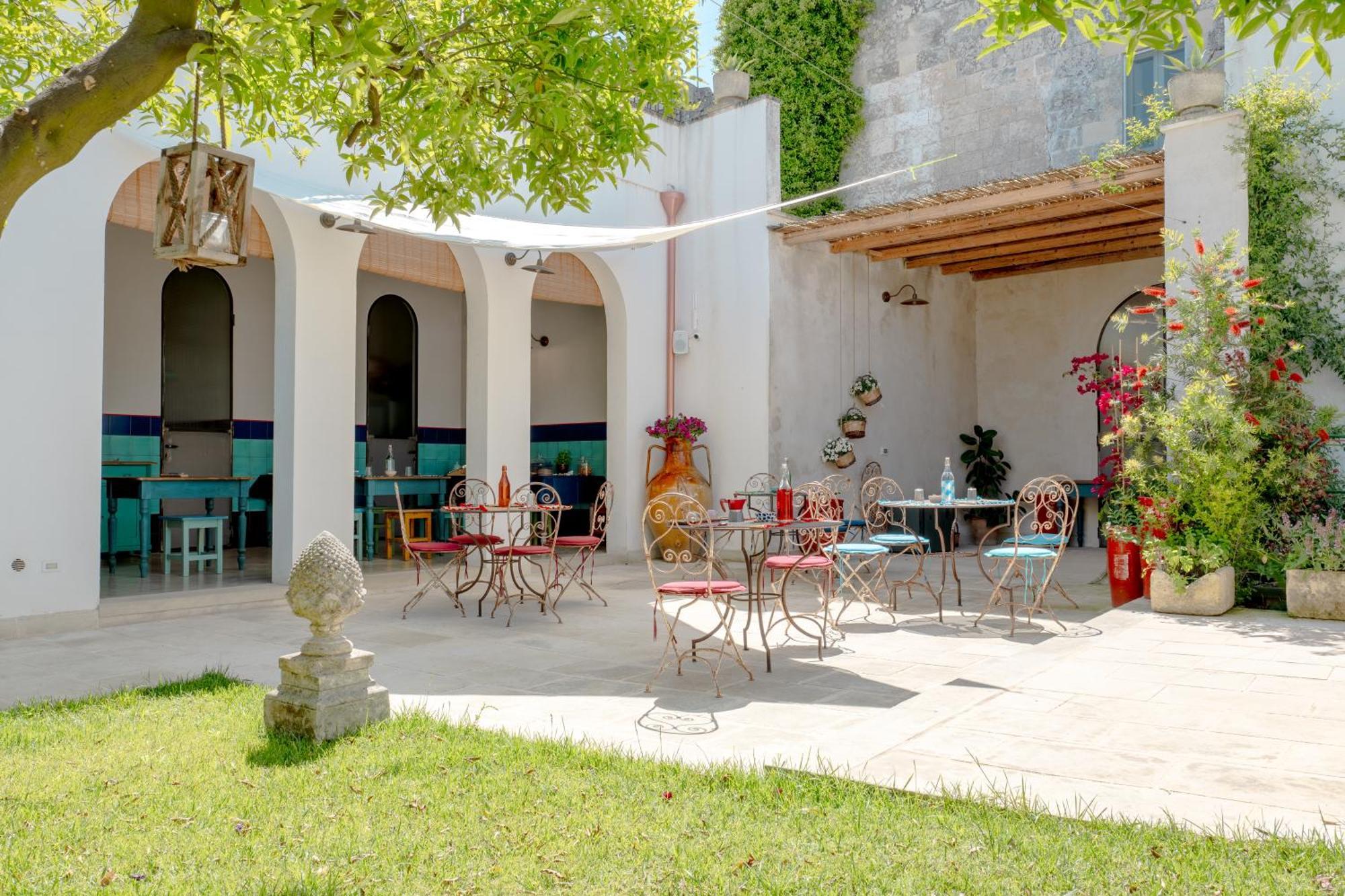 Palazzo Angelica - Luxury Retreat Otranto Bed and Breakfast Giurdignano Eksteriør billede